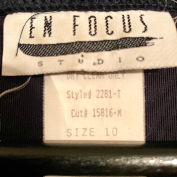 Velvet Caridgan Navy Blue - Picture 4 of 5